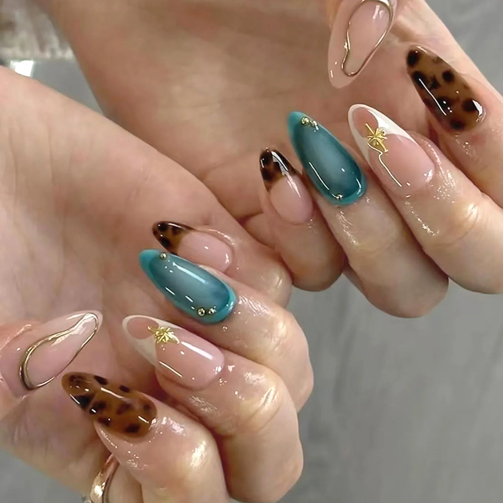  Pink French Style Press on Nails