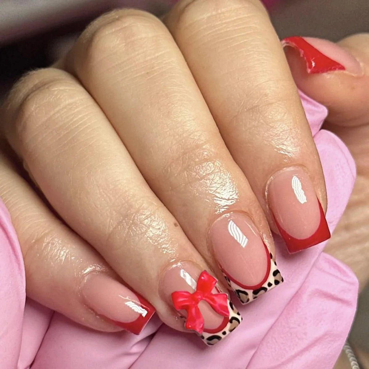  Pink French Style Press on Nails