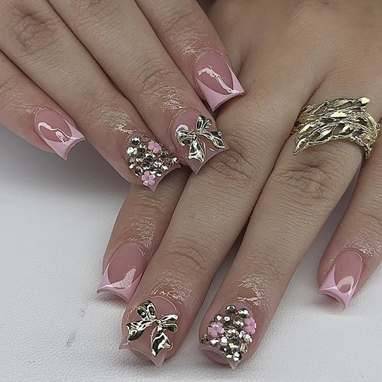  Pink French Style Press on Nails